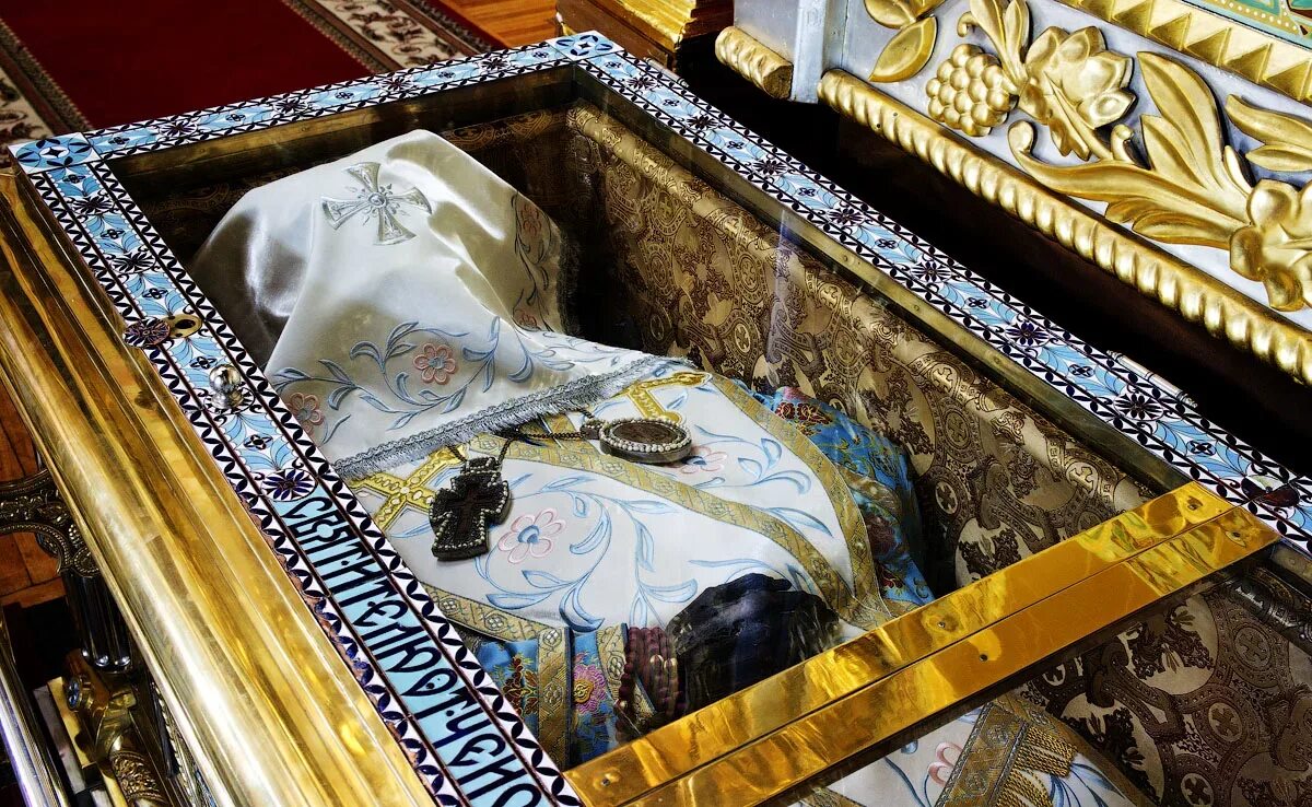 белгород собор мощи иоасафа белгородского. белгород мощи иоасафа. иоасаф белгородский мощи. преображенский собор белгород мощи иоасафа белгородского. белгород мощи иоасафа.