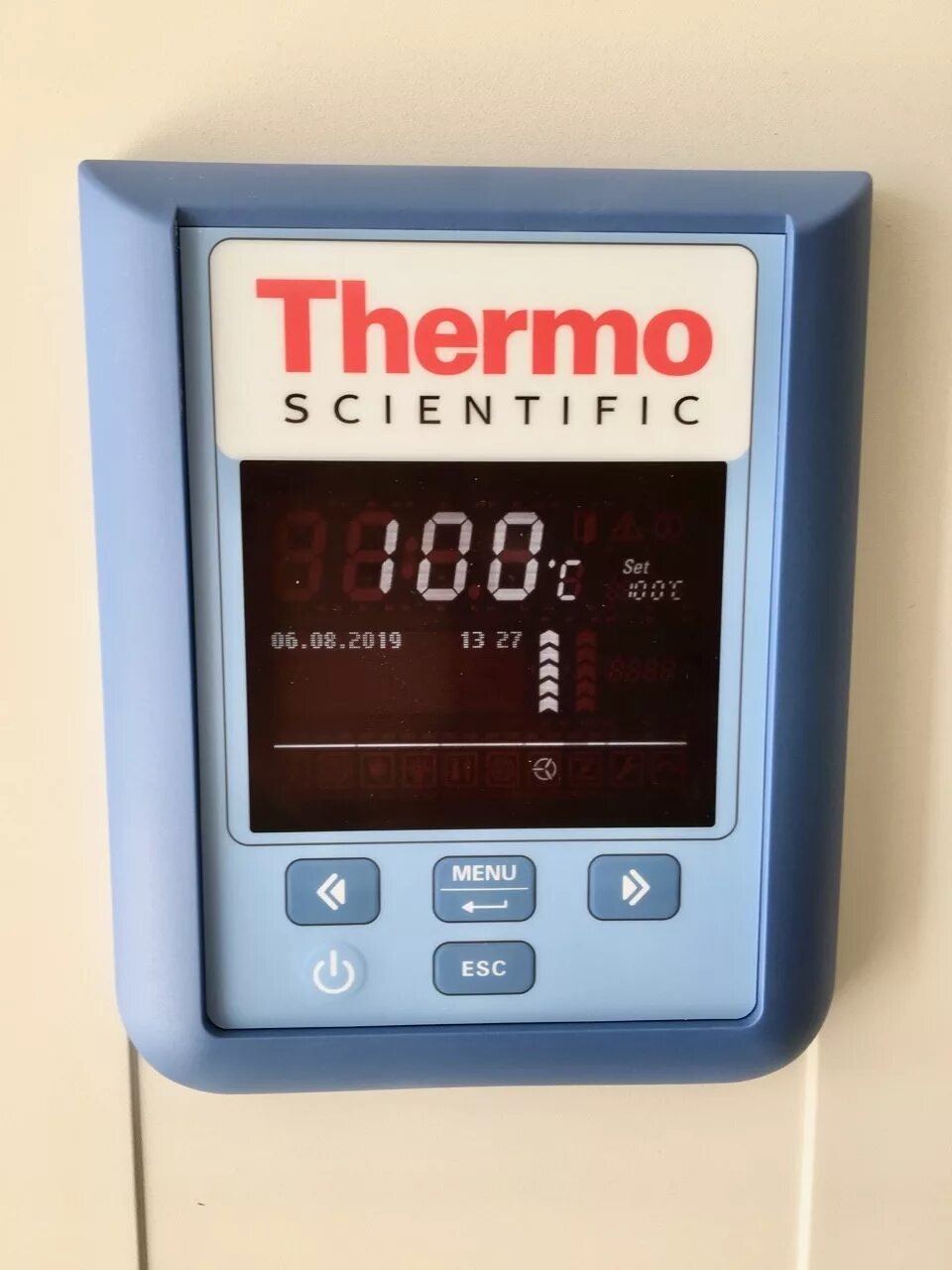 Термостат 18. Thermo Heratherm IGS-100. Thermo Scientific стекло ag112e. Инкубатор Thermo Scientific Heratherm imh100 s. Thermo Scientific блок управления.