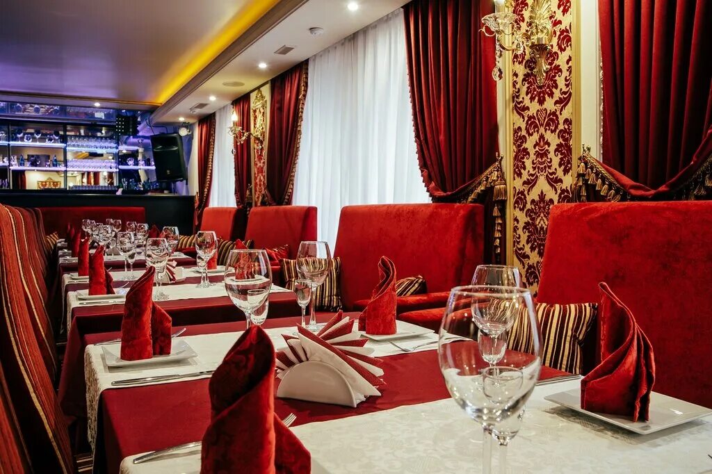 итальянский дворик воронеж проспект революции меню. рестораны в цене воронежа. итальянский дворик воронеж московский проспект. платонов бар воронеж. 1586 воронеж ресторан.