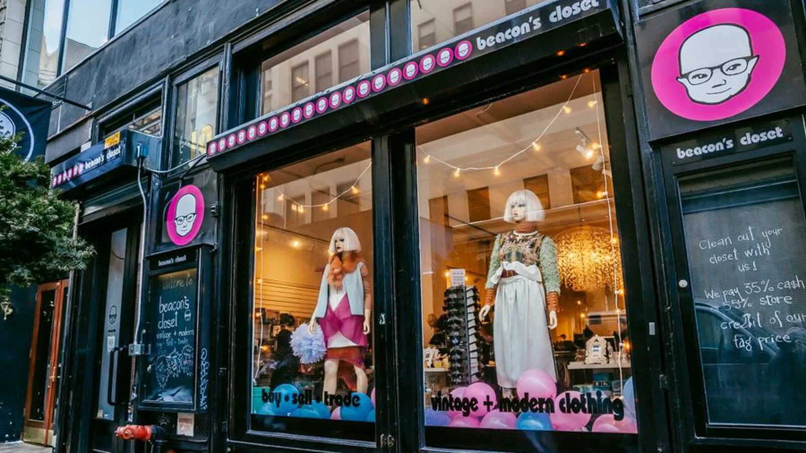 магазин macy's в нью-йорке. 5 авеню нью-йорк магазин гуччи. пятая авеню (манхэттен). бутик симачева в нью-йорке. New york city shops.