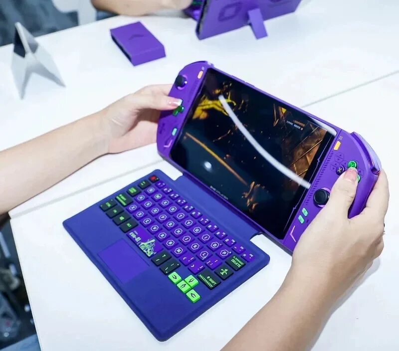 Мини приставка. Выбор в видеоиграх. Onexplayer 2 pro. Onexplayer 2 pro. Onexplayer 2 pro.