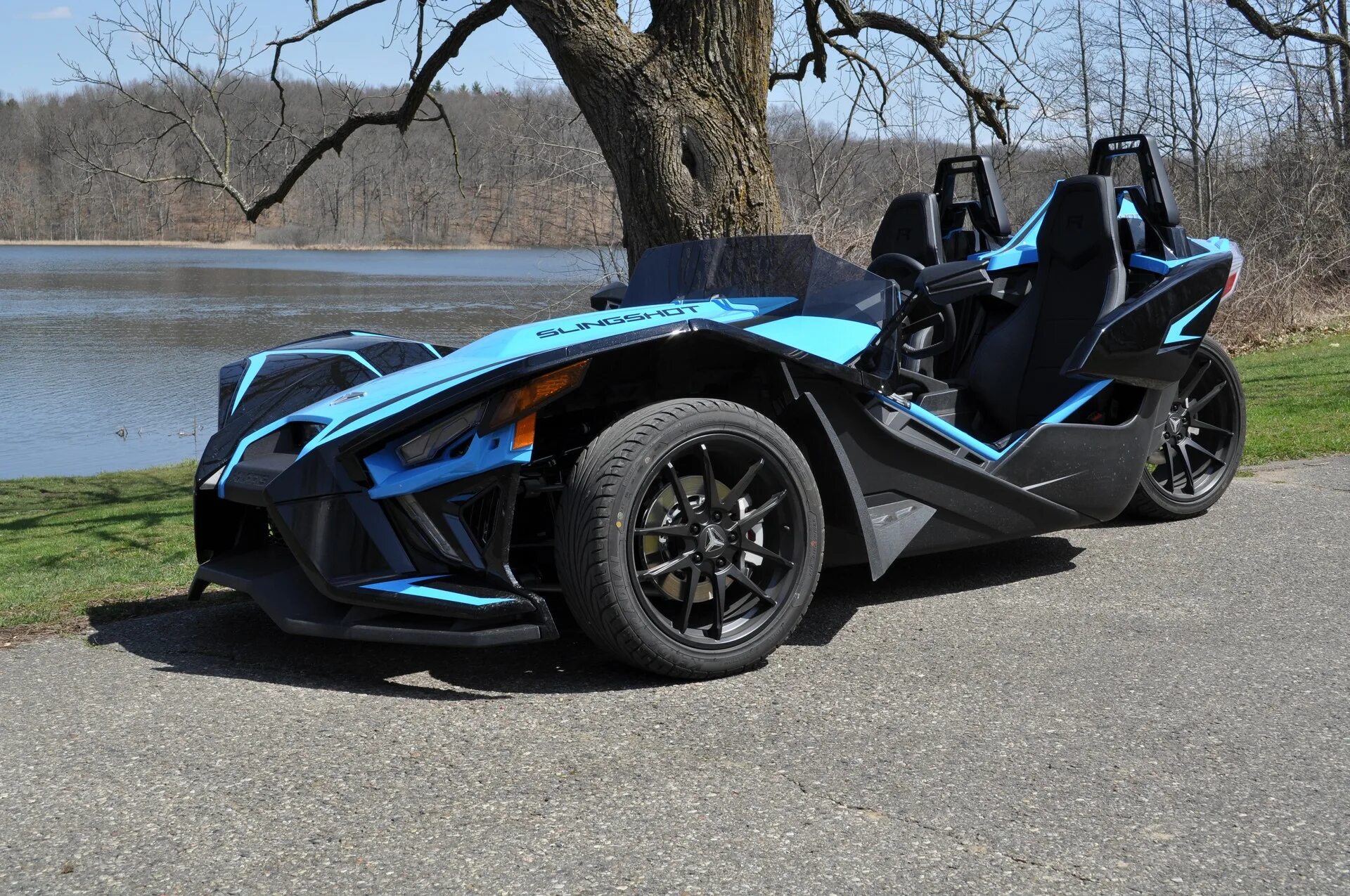 Polaris Slingshot 2020. Polaris Slingshot SL 2020. Трицикл Polaris Slingshot SL. Polaris Slingshot 4 колеса. Polaris slingshot