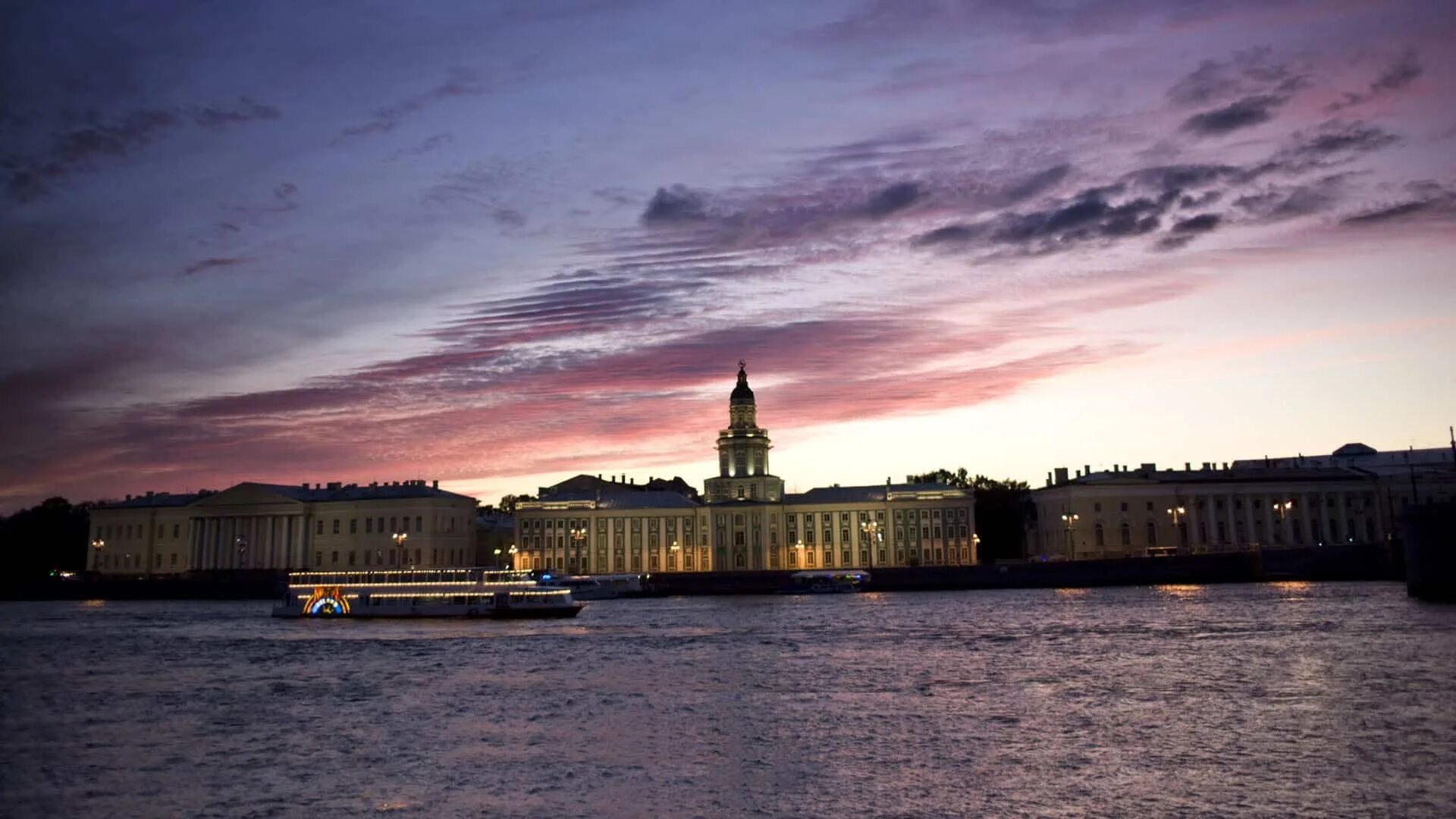 В каком году белые ночи. Белые ночи Санкт-Петербург. Neva River St Petersburg. Белые ночи Санкт-Петербурга 2001.