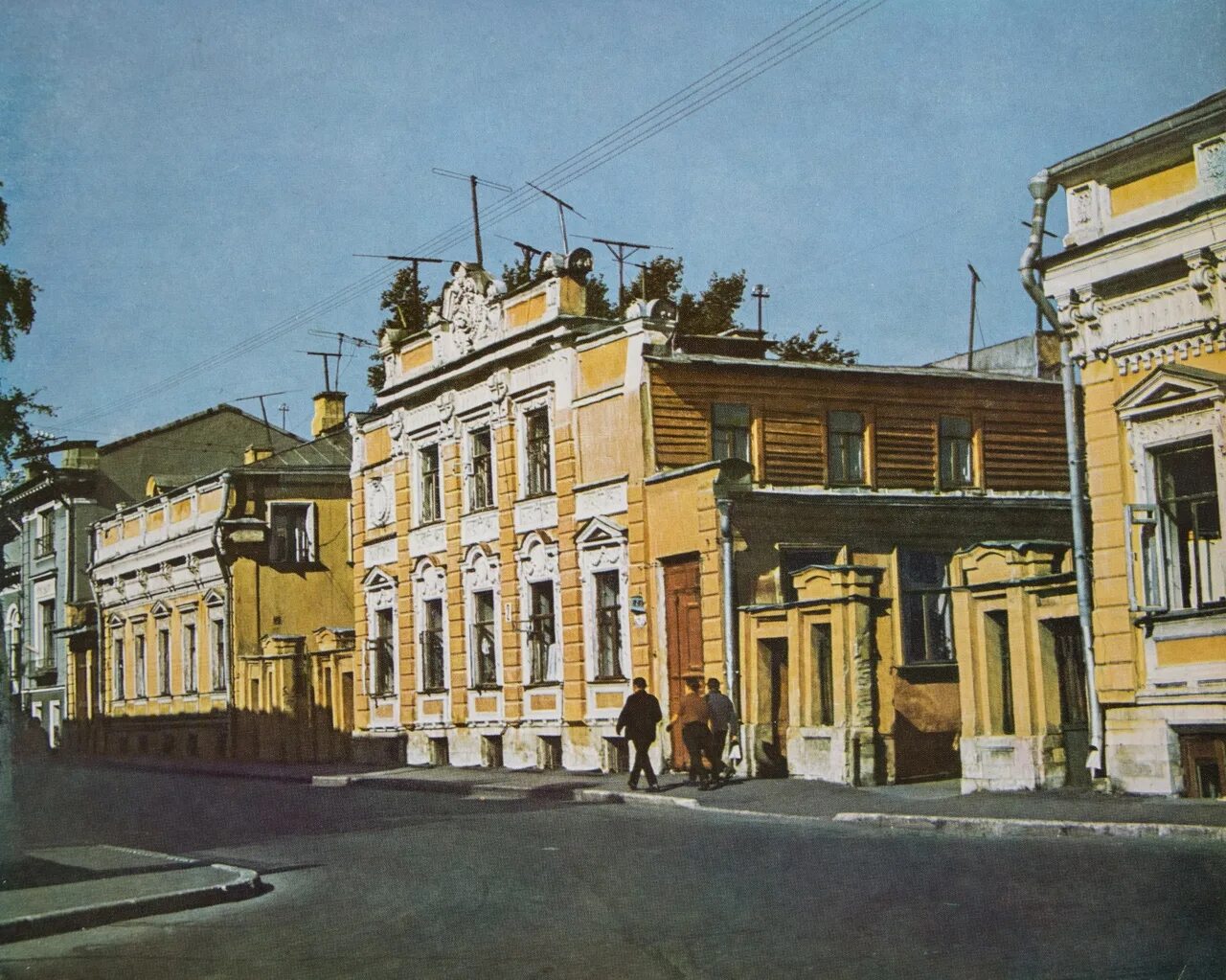 Пречистенка 22. Староконюшенный переулок Москва. Староконюшенный переулок 2. Староконюшенный переулок в 1960 е. Староконюшенный переулок история.