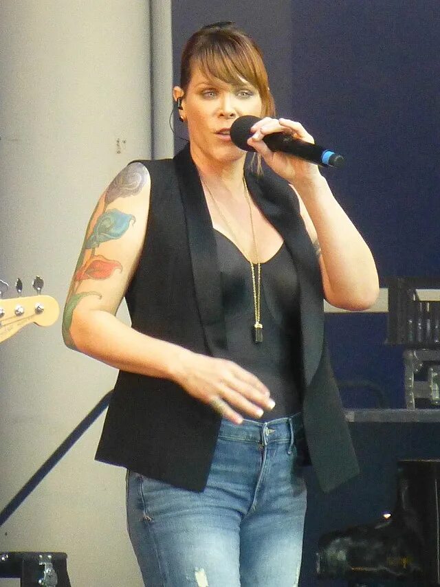 Beth hart википедия. Beth hart. beth hart певица. beth hart в молодости.