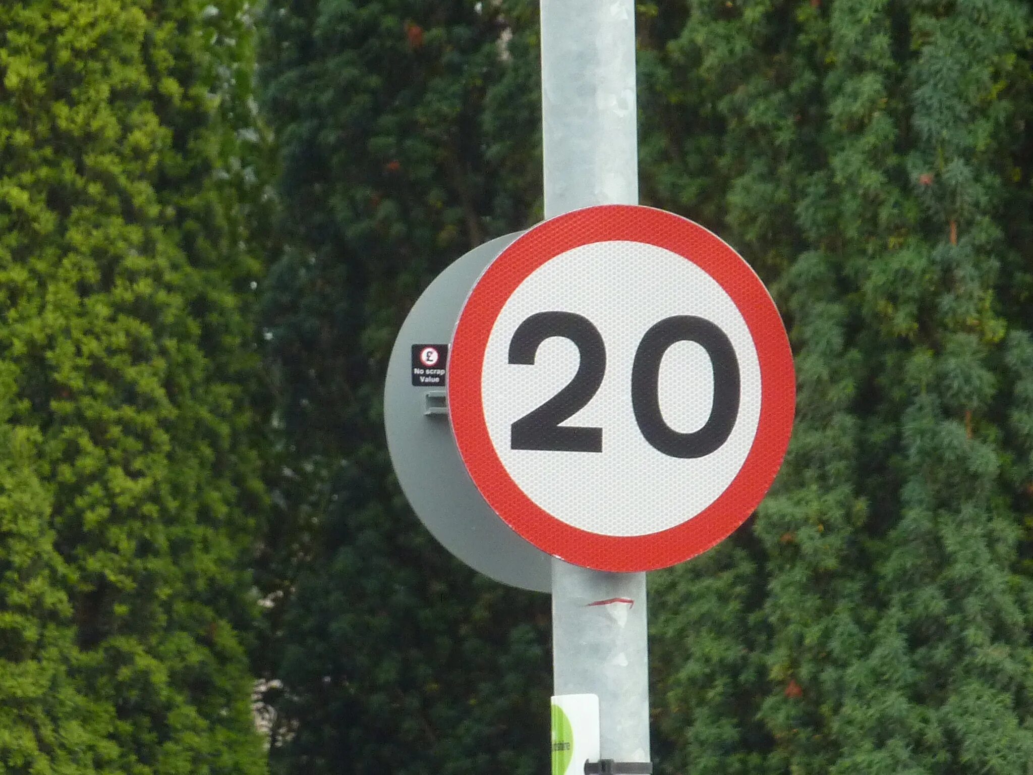 Ограничение скорости 20 км. Дорожные знаки. Знак 20 км/ч. Ограничение 20 км в час знак.
