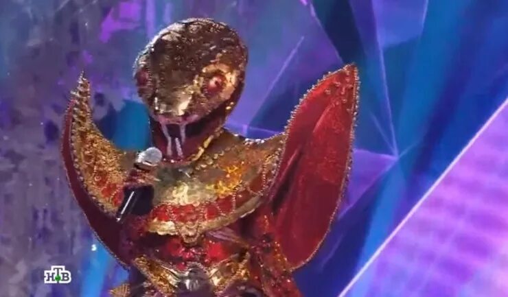 Выступление змей в шоу маска. Шоу маска все змеи. Выступление змей в шоу маска. Шоу со змеей. Шоу маска 2 змея.