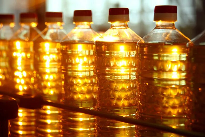 Подсолнечное масло в китай. Sunflower oil factory. sunflower oil production. подсолнечное масло ссср.