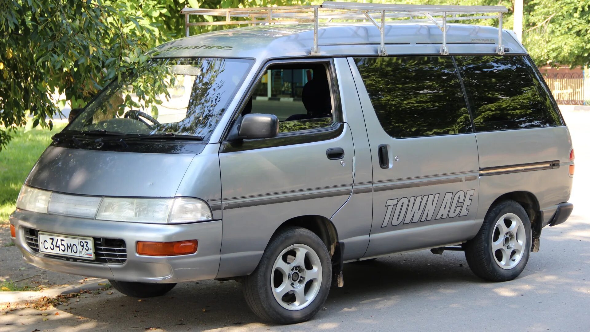 Авто таун айс. Toyota Town Ace. Тойота Таун Эйс. Toyota Town Ace 2. Toyota Town Ace 3.