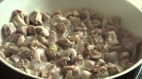 Куриные желудки варятся