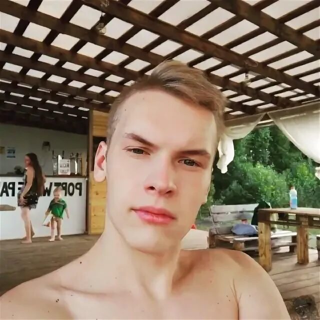 Никита Никифоров, 26, Санкт-Петербург. Актер театра и кино. Официальный сайт Kin