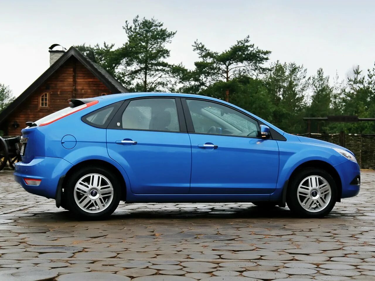 Форд фокус хэтчбек автомат. Ford Focus 2008 хэтчбек. Ford Focus 2 хэтчбек. Ford Focus 2 2008-2010. Форд фокус 2 хэтчбек Рестайлинг 2008.