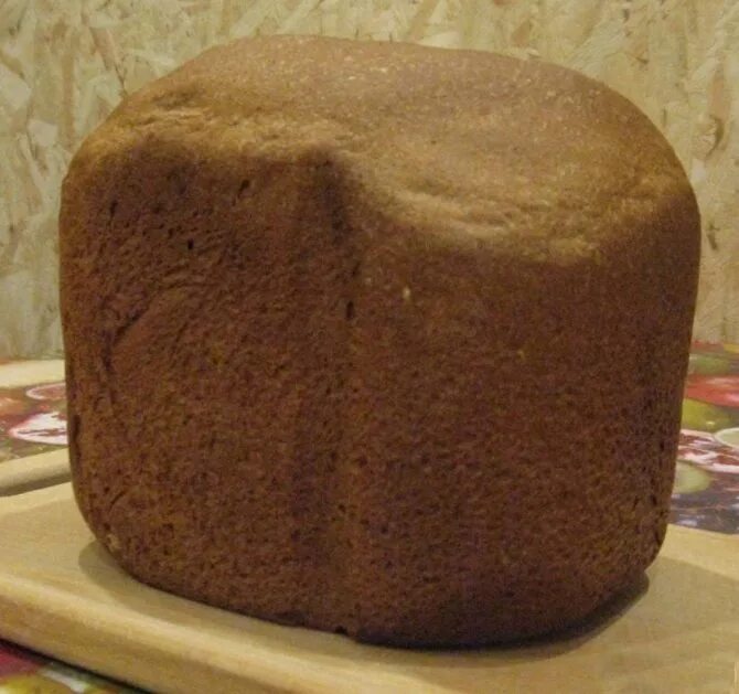 Рецепт черного хлеба на дрожжах. Ржаной хлеб. Ржаной хлеб из хлебопечки. Выпечка в хлебопечке. Ржаной хлеб в хлебопечке.