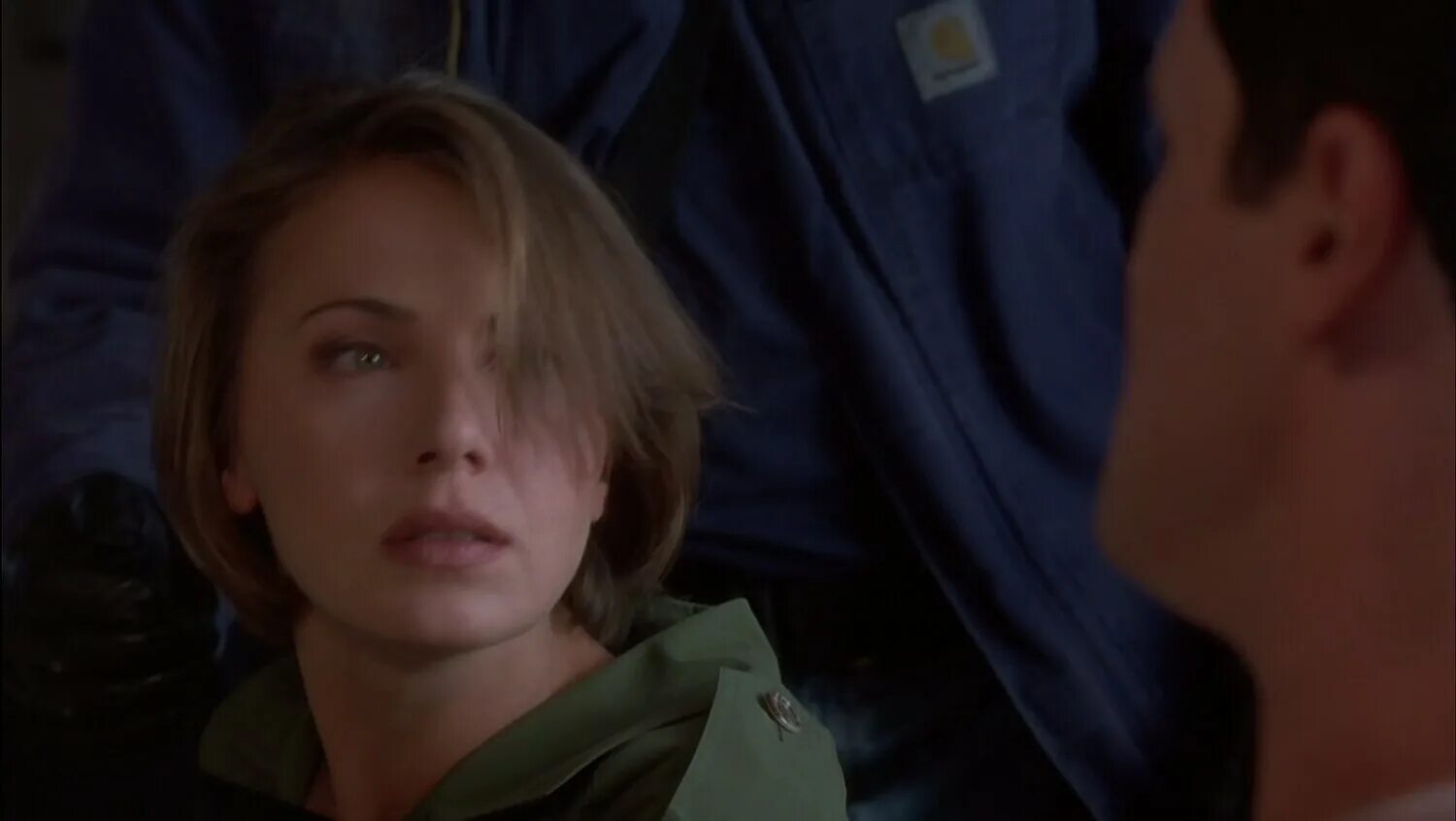 в осаде 2 темная территория 1995 постер.