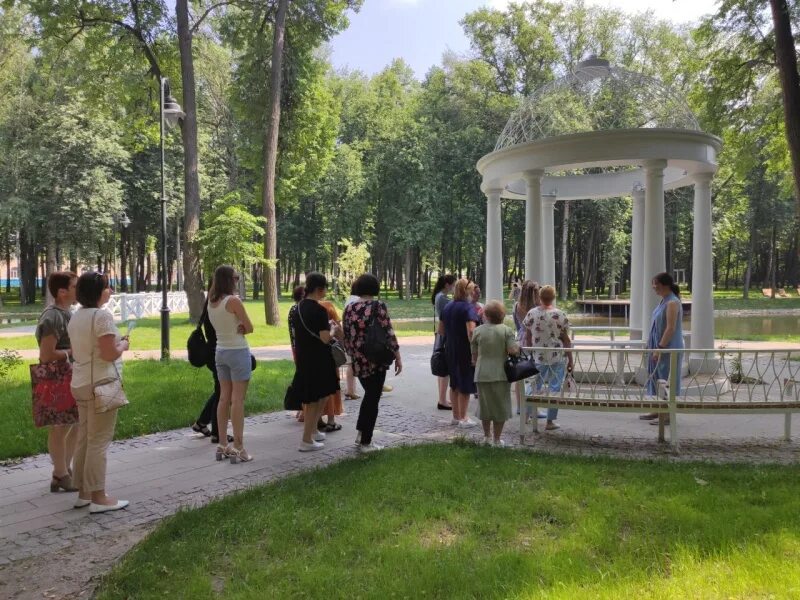 Усадьба Кривякино Воскресенск. Парк Кривякино в Воскресенске. Парк Воскресенск усадьба. Усдабьа Кривякина воснск парк. Парк экскурсионный