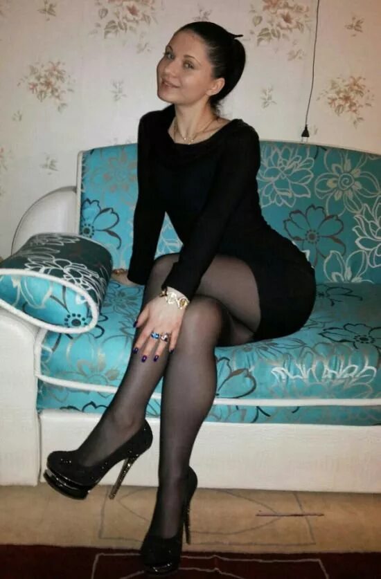 красивые взрослые женщины домашнее. обычные домашние женщины. чужая жена красавица. гламурные девушки из социальных сетей. женщины любительское.