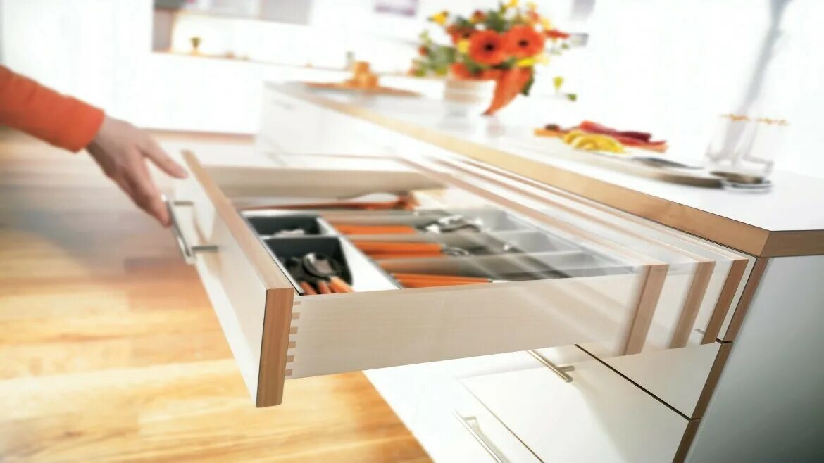 Blum Tandembox BLUMOTION. Блюм блюмоушен врезной. W 8551 Blum. Blum 298.5500 Posistop.