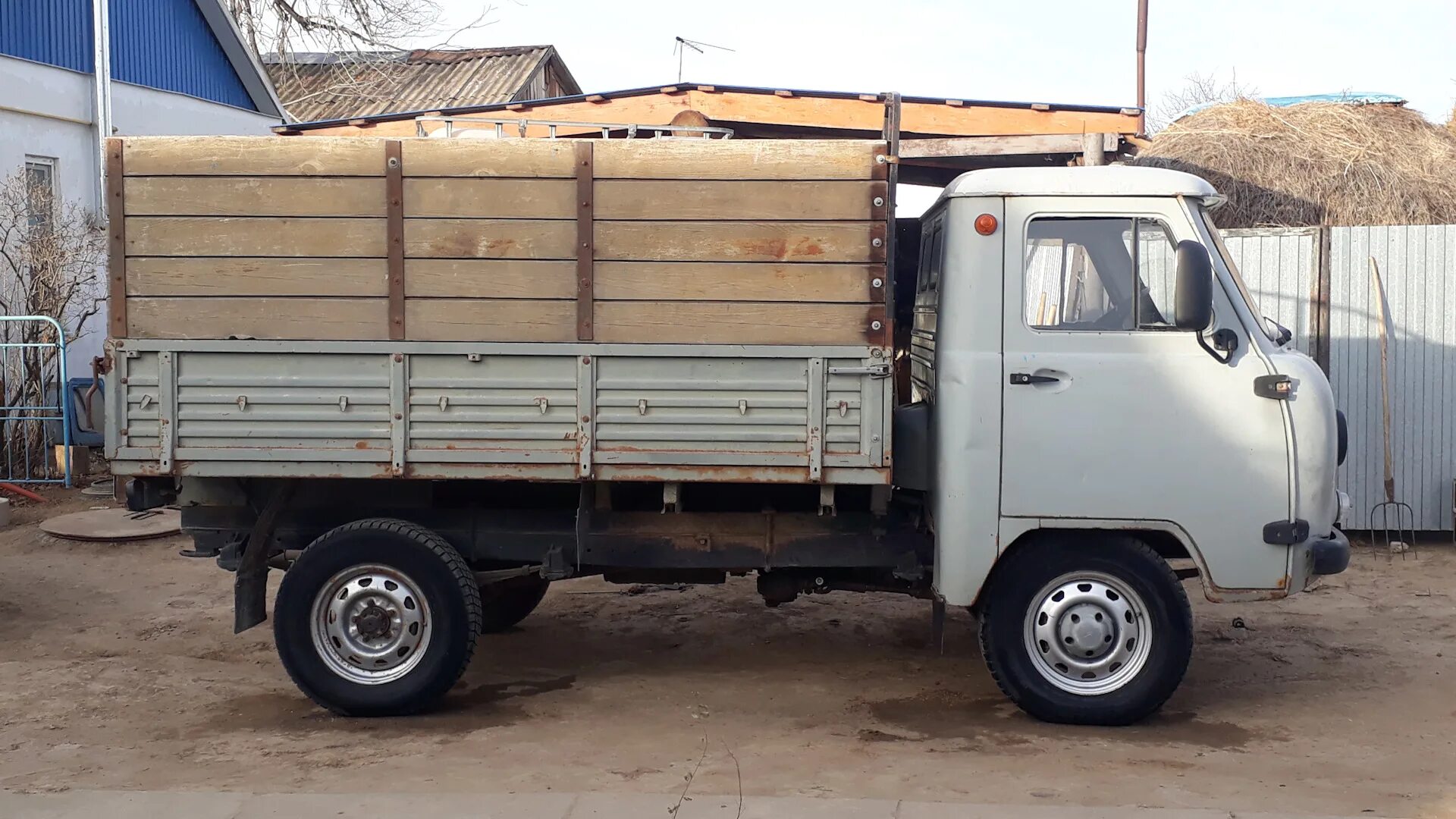 Уаз бортовой р алтай. Уаз 3303 в алтайском крае. Уаз 3303 бортовой 2004 года. Уаз 2005 дизельный. Уаз 3303 в алтайском крае.