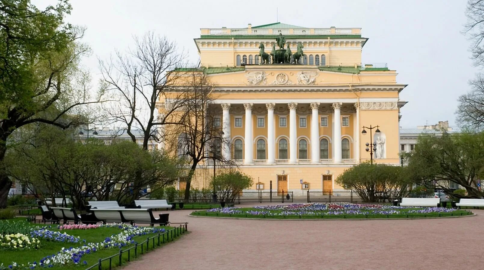 Пушкинский театр санкт петербург. Карл росси александрийский театр. александринский театр карл иванович росси. площадь островского александринский театр. александринский театр. санкт- петербург. 1832 г..
