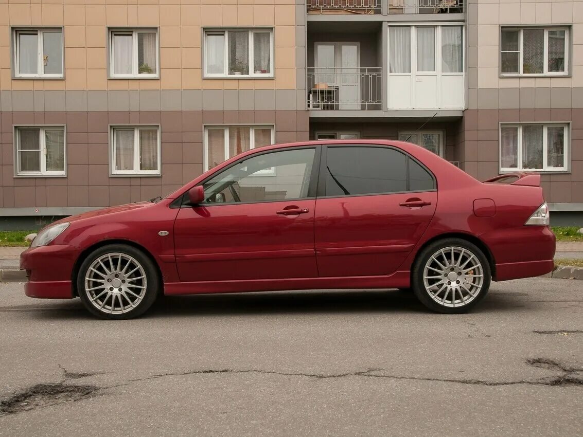 Mitsubishi Lancer IX 2.0. Mitsubishi Lancer 9 2.0 красный. Лансер 9 2 Рестайлинг. Лансер 9 спорт 2.0.