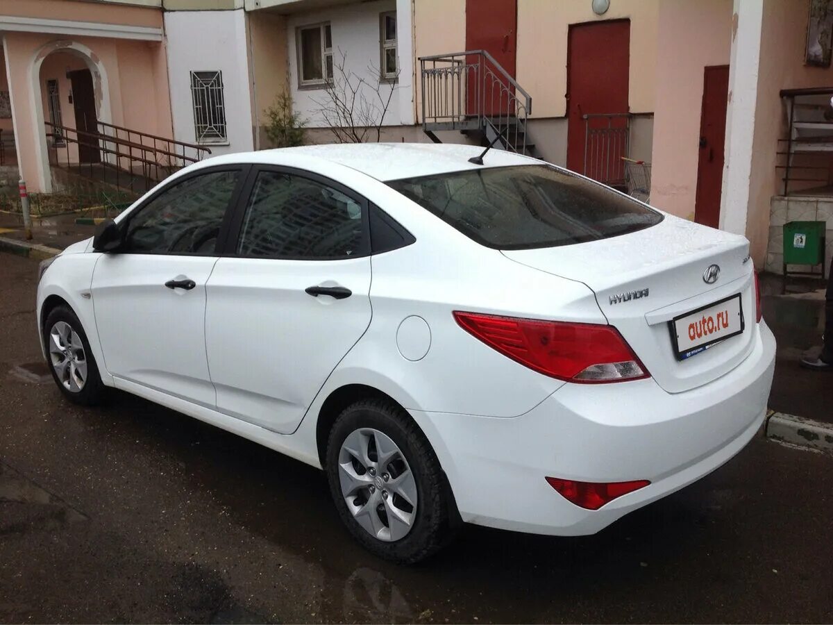 хендай солярис 2014 седан. Hyundai solaris в637ес750. Hyundai solaris 2015. Hyundai solaris ******|197. авито авто хендай солярис.