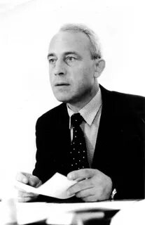 Сев писатель