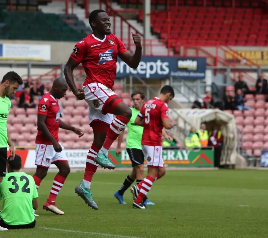 Fc match. Wrexham FC. ФК Рексхэм стадион. Wrexham AFC. ФК Рексхэм форма.