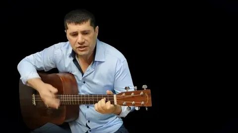 Ты стоил одна у клена