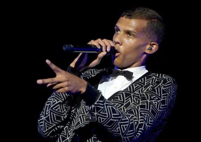 Стромай формидабле перевод. Стромай Формидабль. Stromae 2007. Стромае вмакияже. Стромае французский.