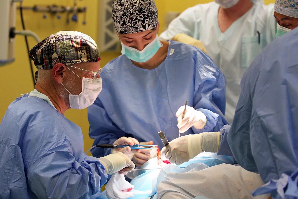 сосудистый хирург никешин нижний тагил. хирурги тагил. хирурги тагил. изотеев юрий алексеевич. сосудистый хирург в нижнем тагиле.