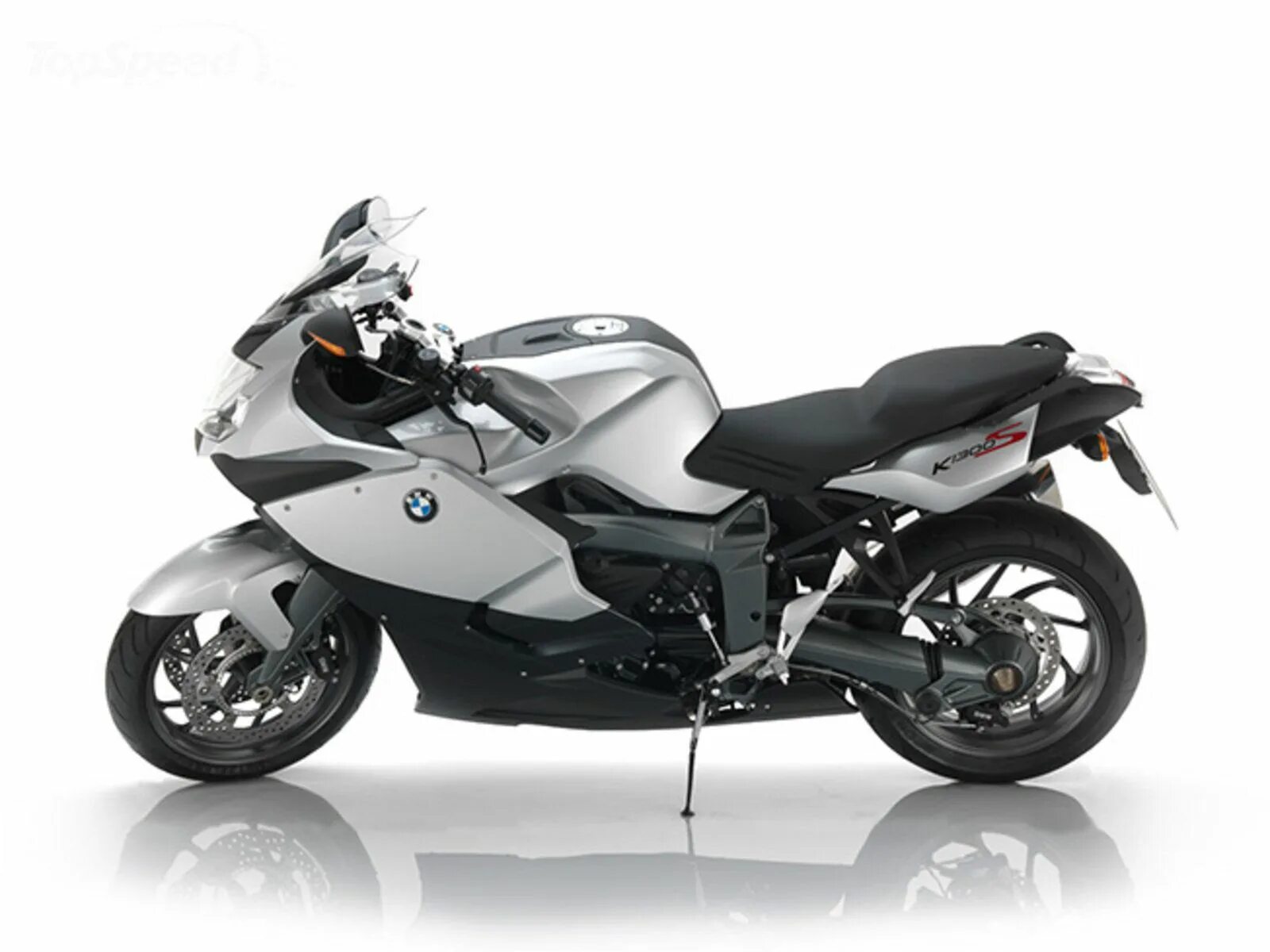 Байк икс 7. BMW k1300s. Мотоцикл BMW 1300r. BMW мотоциклы f 750 GS. BMW k1300s цвета.