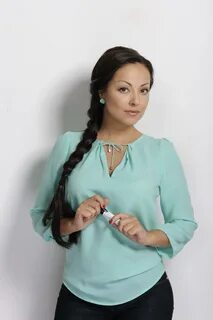 Ведущая казахстана