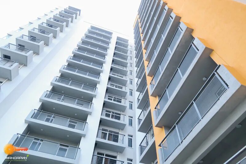 Голубые дали сочи. Жк голубые дали адлер. Троицкая улица 31/2 адлер. Дали сочи. Пляж вагонное депо адлер.