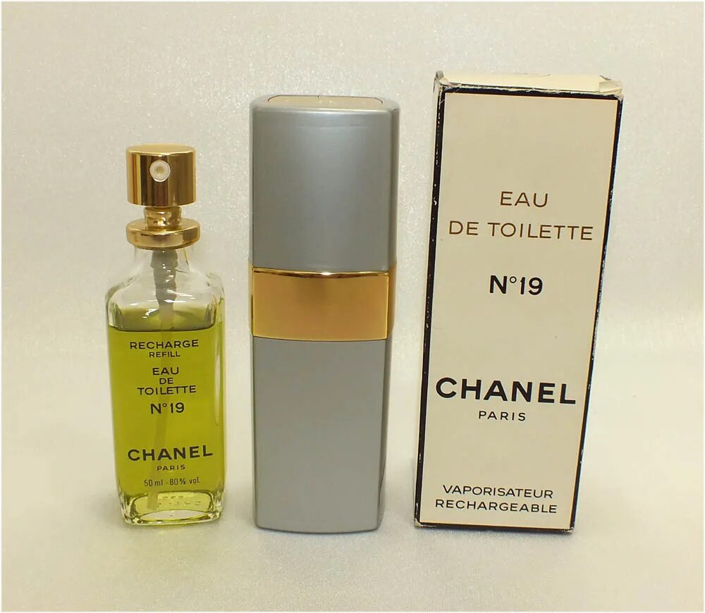 Chanel 19 Recharge Refill. Флакон Chanel 19. Chanel 19 Eau de Toilette 50 ml. Флаконы Chanel 19 EDT. Dense перевод