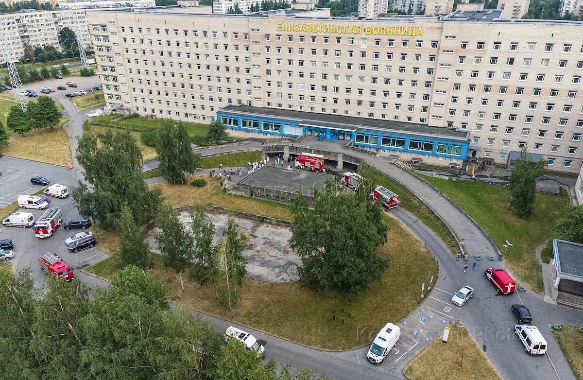 14 больница спб. Елизаветинская больница переливание. Больница святой елизаветы санкт-петербург. Елизаветинская больница переливание. Елизаветинская больница академика байкова.