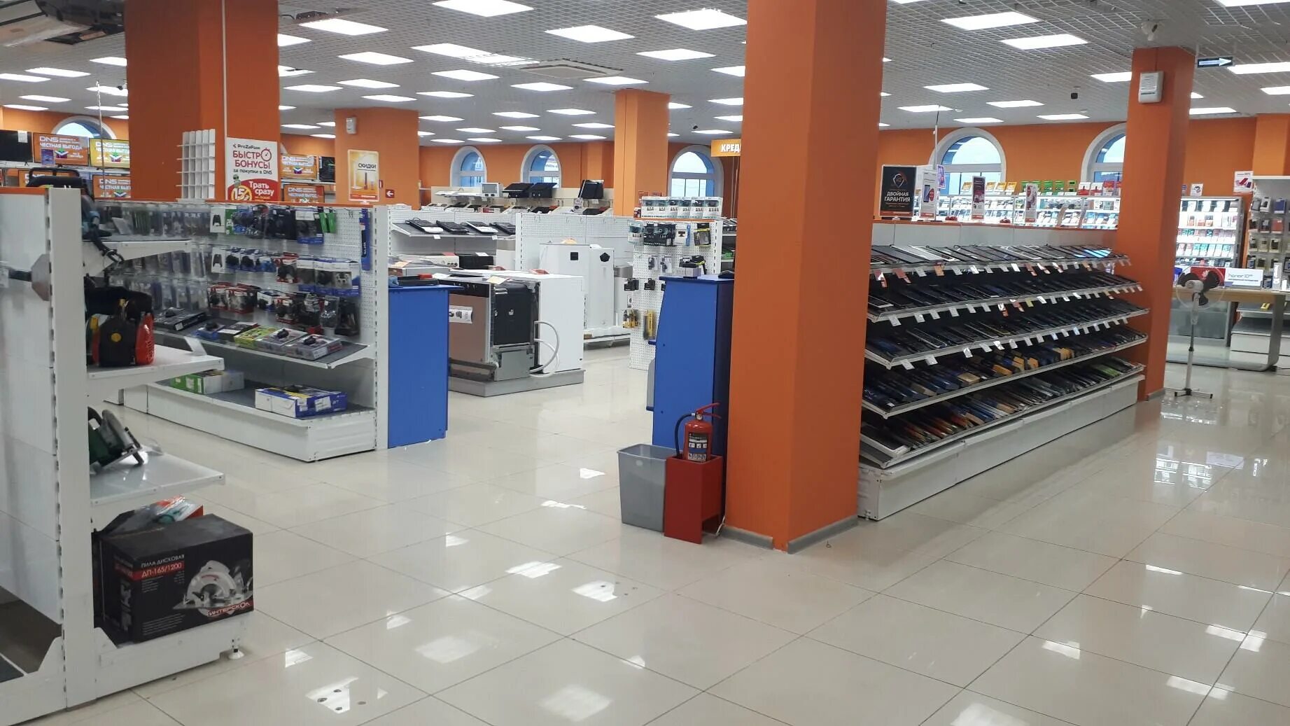 магазин днс г тында. днс тында. продукция днс в тынде. днс шумиха. Dns тында.