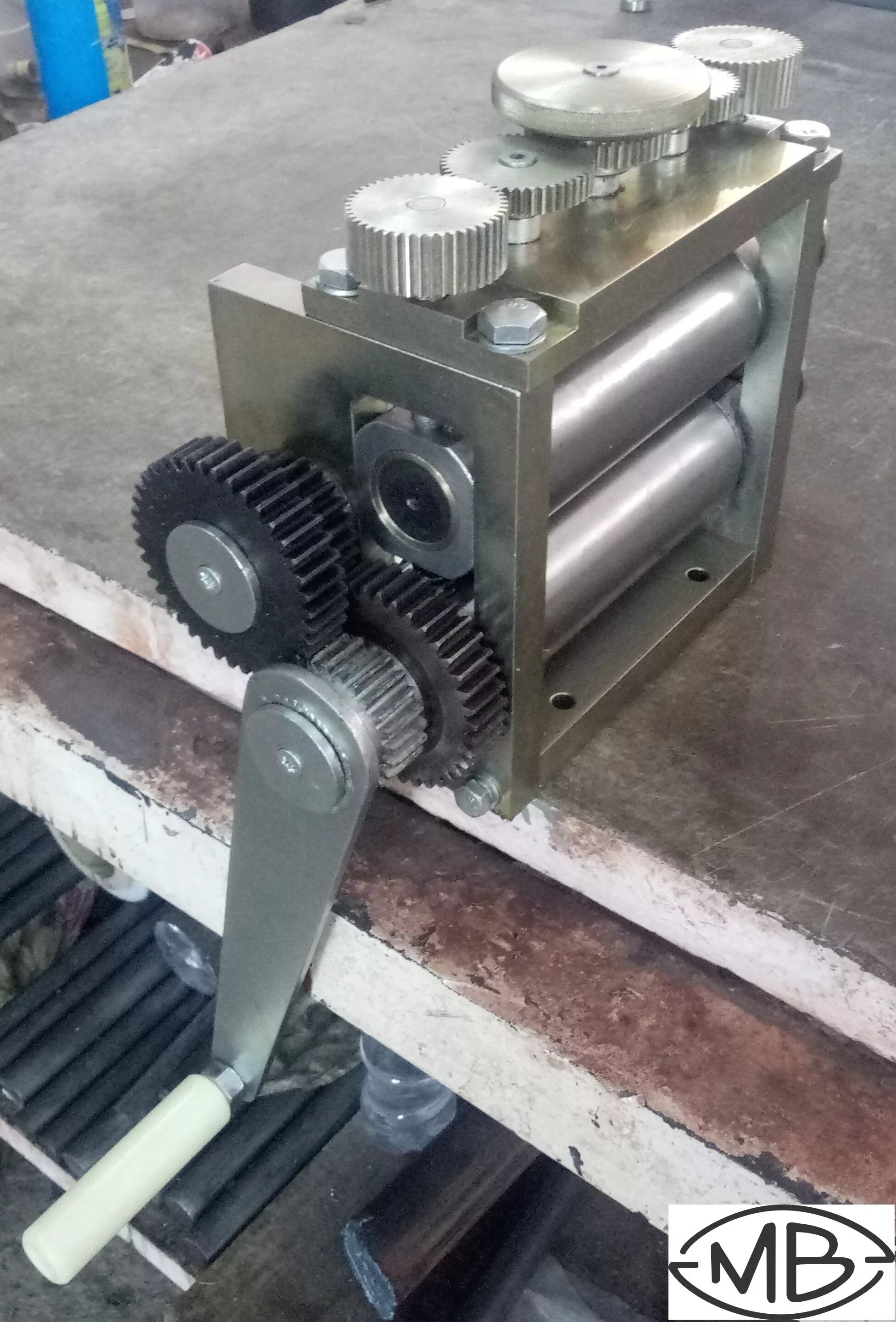 механический бу. вальцы ювелирные ссср 100. механический бу. вальцы ювелирные юмо. винтовой пресс с электроприводом.