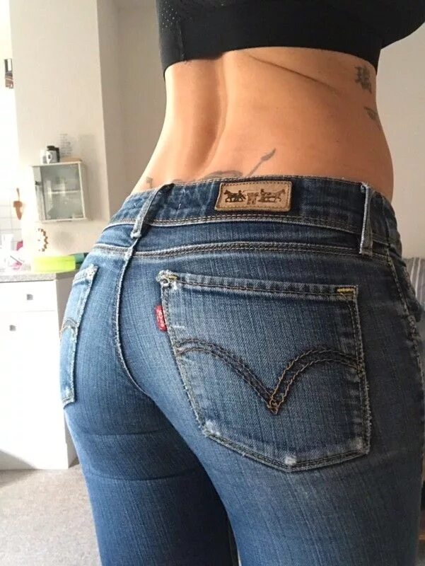 Jeans butt
