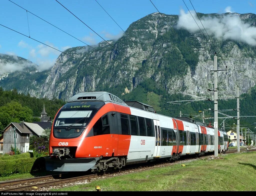 Австрия Вена электрички. Поезд OBB Австрия. Австрийские железные дороги. ЖД транспорт в Австрии.