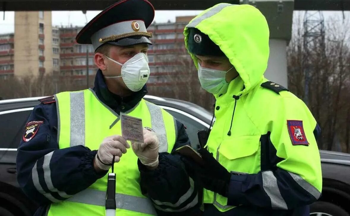 Пост дпс. Дорожно-патрульная служба. Сотрудник гаи. Дпс на дороге. Гаишник на посту.