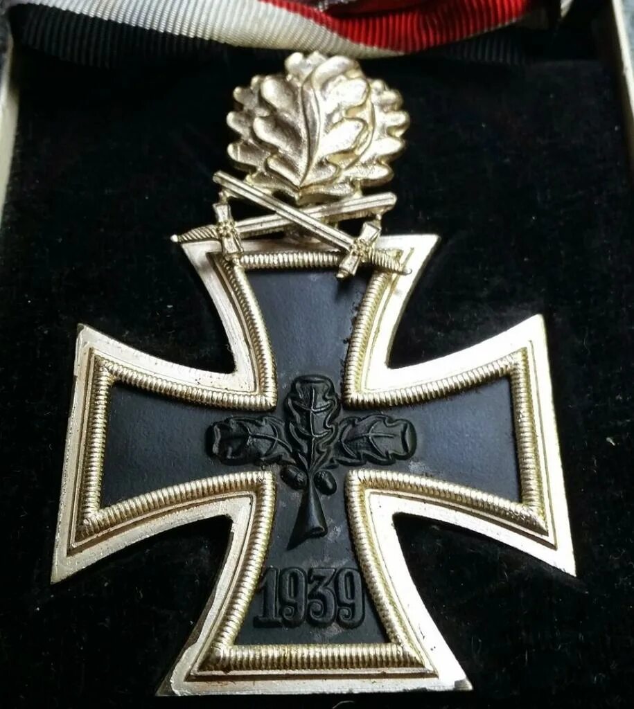 German iron cross. Вид креста немецкого. Железный крест 1915. Железный крест 1813. Немецкий крест 1813.