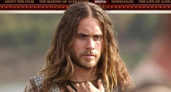 Jared leto plays hephaistion. Jared leto hephaistion. джаред лето гефестион.