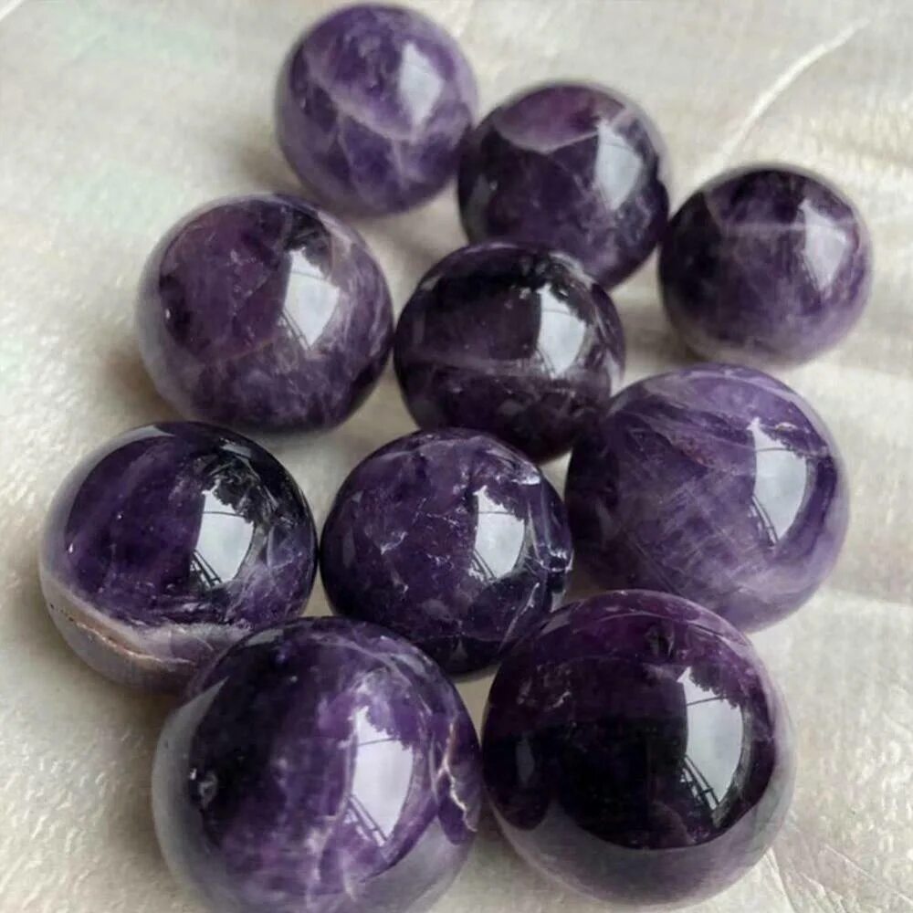 Фиолетовый кварц камень. Искусственный аметист Кристалл. Искусственный аметист кварц. Фиолетовый натуральный камень. Искусственный аметист