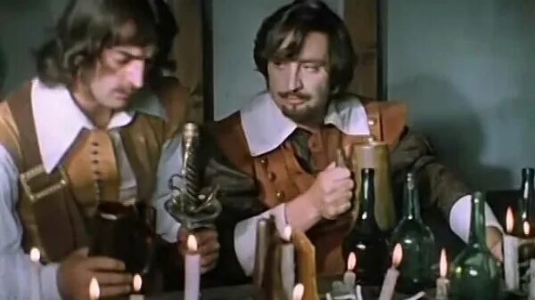 Мушкетера смехов. Три мушкетера 1978 Атос. Д'Артаньян и три мушкетера Атос.