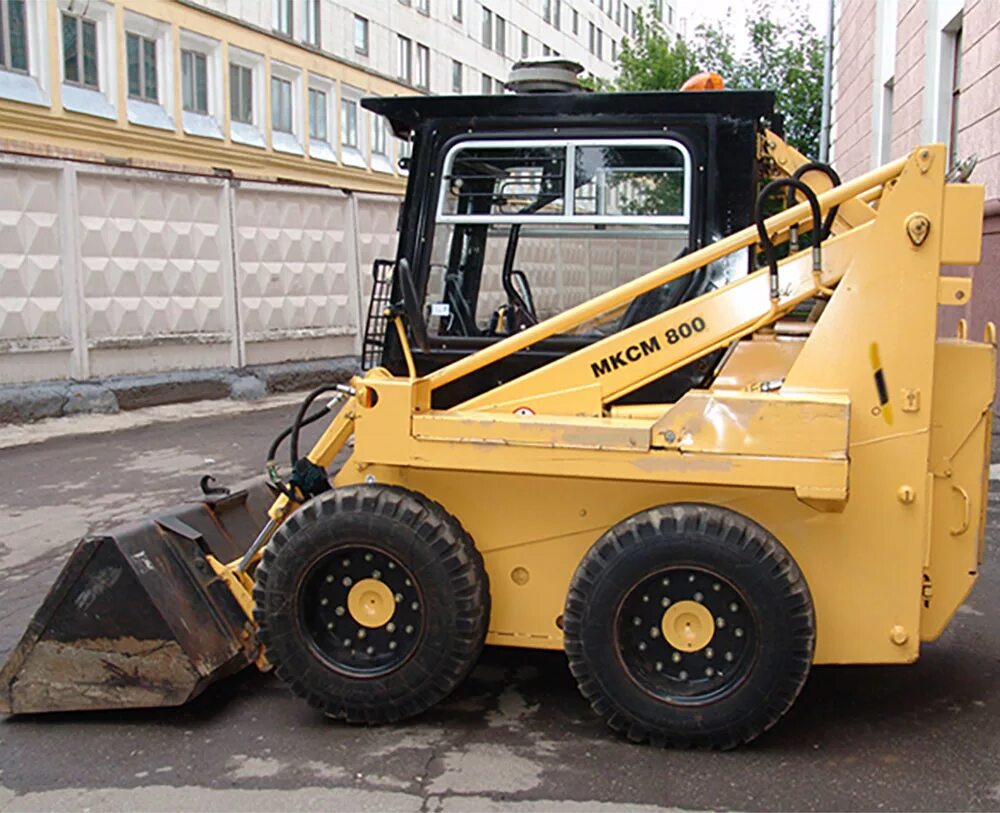 мини погрузчик мксм 800 бак. мини погрузчик мксм 800. вес мксм 800 мини погрузчик. мини погрузчик мксм 800. мини погрузчик мксм 800 габариты.