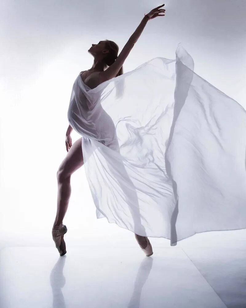 Балерина ирина яковлева. Девушка грация. Внутренняя грация. Балерина в движении. Грациозные танцы: балерина в движении.