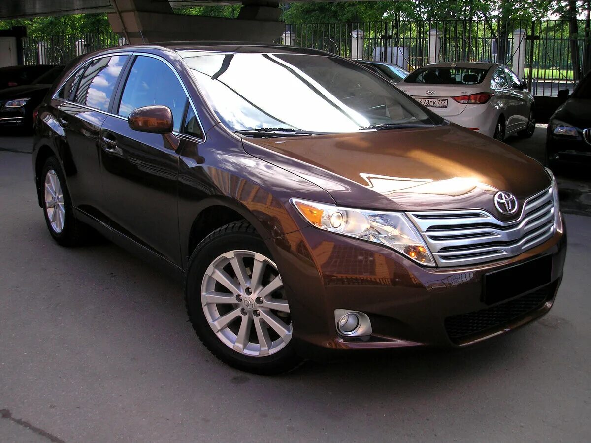 Купить тойоту вензу новую. Toyota Venza 2010. Toyota Venza 2. Toyota Venza i 2010. Тойота венза 2023.