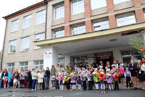 Посёлок лосиный свердловская область. Школа 24 асбест. Школа 21 свердловская область. Логиновская школа. Школа 38 каменск-уральский.
