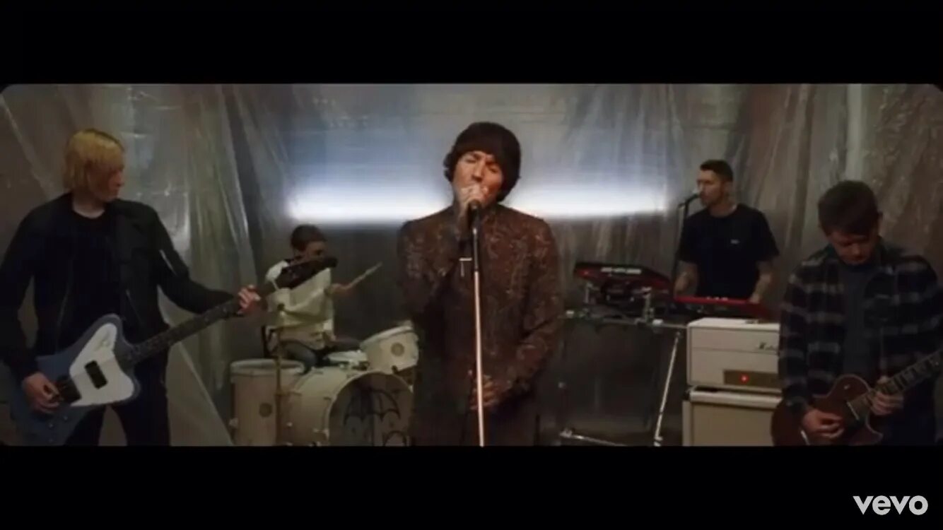 Bring me the horizon oh no official video. Bring me the horizon album. Bring me the horizon oh no official video. Oh no bring me the horizon. Bring me the horizon перевод на русский.
