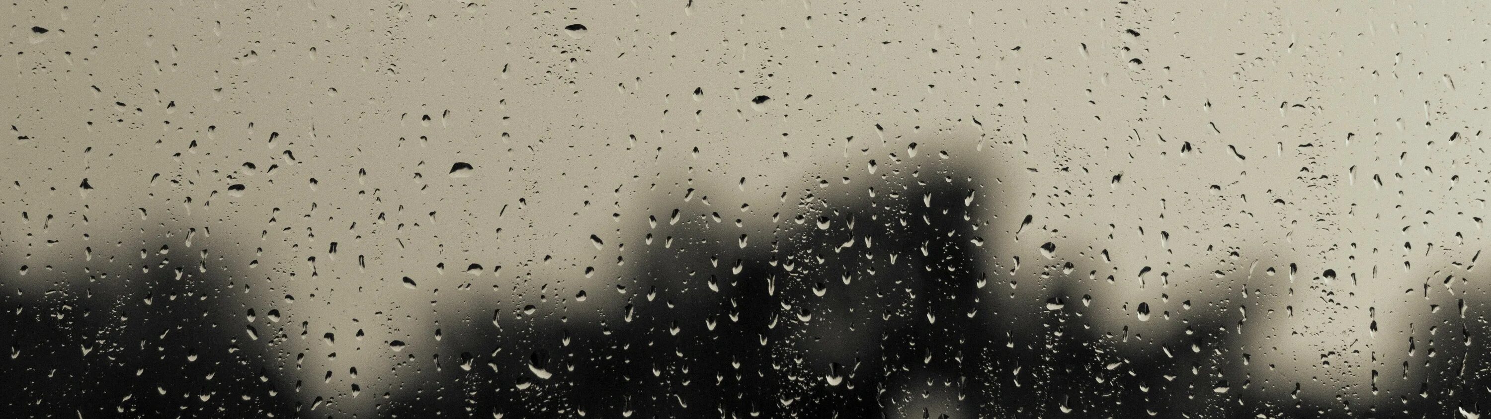 Org rain. Обои дождь. Тема капли дождя на экране. Капли дождя стекают по оружию. Двойной дождь.